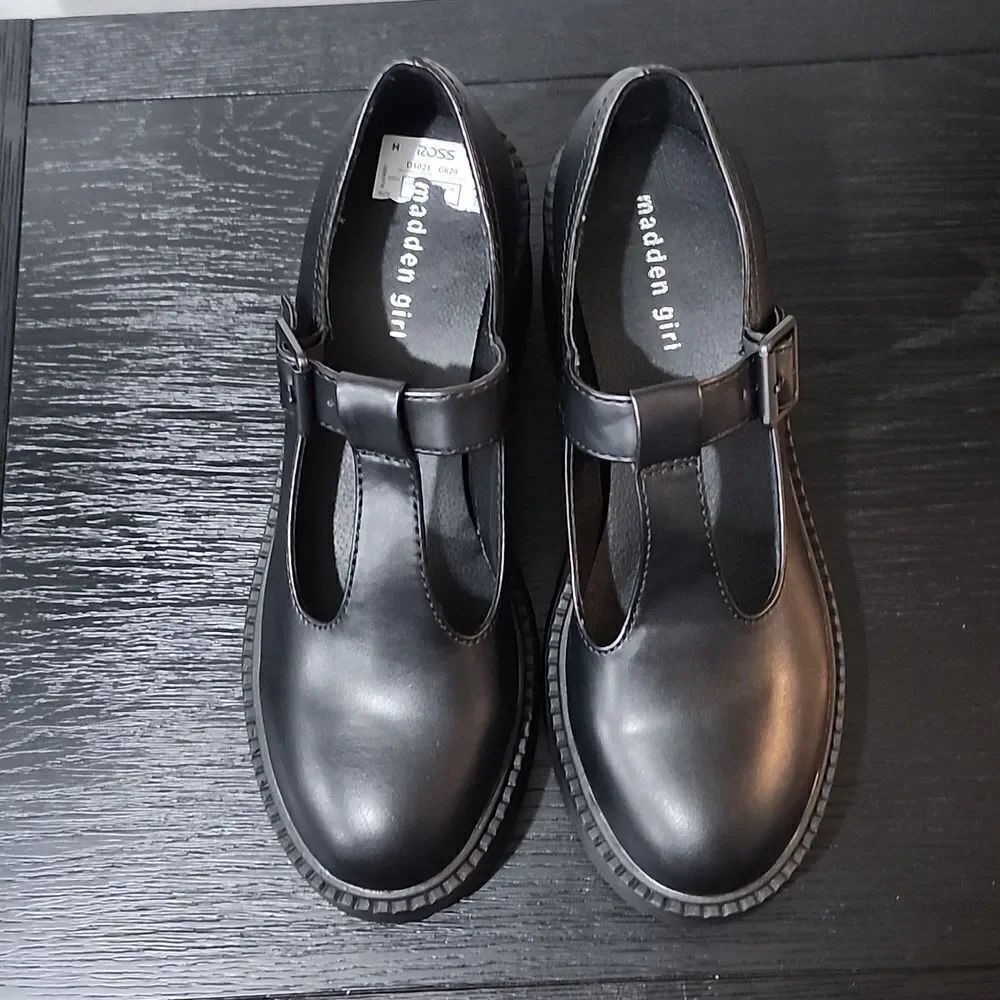 BRAND NEW MADDEN GIRL G-CRATE PLASFORM MARY JANE T-STRAP FLAT SHOE G1 - Picture 2 of 16